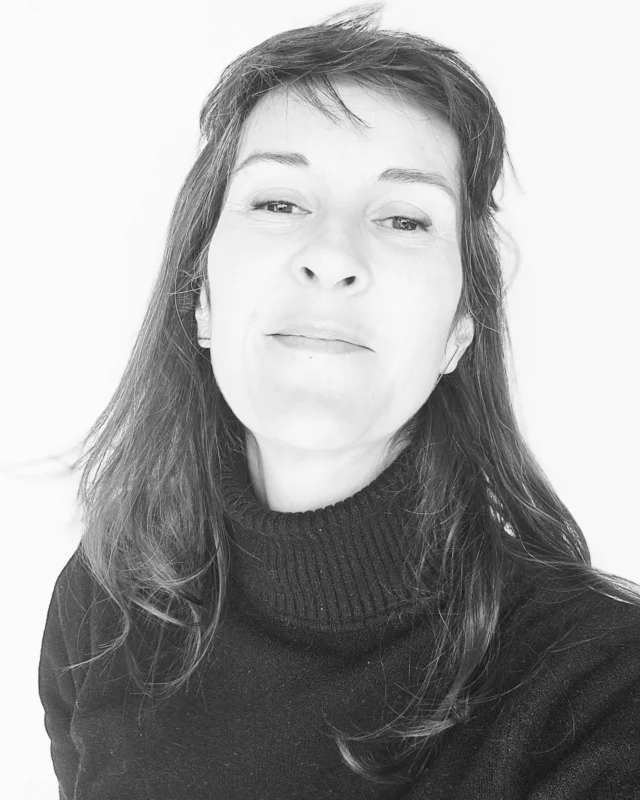 Avez-vous déjà réfléchi au fait d’ÊTRE et de FAIRE, à leur interrelation ...
L’enseignement du VEDIC ART que je transmet lève les voiles sur nos questionnements intérieures.
Voilà que nous rentrons au coeur du printemps, je déclare ouverte la reprise de mes transmissions.
2 retraites de printemps en mai, 1 d’été et 1 à l’automne.
Je vous accompagne à contacter votre PROCESSUS CRÉATIF vers votre PURE POTENTIALITÉ.

#VEDICART#ARTISTIC#ETRESOI#CHEMINDEVIE#ENFANTINTERIEUR#CREATIVITY#ECOUTER#VIVANT#NATURE#FLOWING