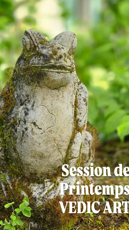 L’énergie du printemps,avec sa luxuriance nous a accompagnées lors de cette première session de Vedic Art. Re contacter sa créativité pour se Ré inventer, telle est la voie du Vedic Art, qui ne s’inscrit dans aucune promesse ... et pour autant le champ des possibles est infini pour celles et ceux qui choisissent le renoncement pour mieux accueillir. Mes transmissions s’inscrivent dans le réel de notre quotidien. Faire avec ce qui est, là, autour de soi. Faire confiance et se faire confiance, les 4 éléments nous enseignent à trouver notre silence intérieur malgré la tempête...
Je souhaite aux participantes de toujours chérir leur merveilleux élan de vie,

#VEDICART#flow#etresoi#sefairedubien#presence#confiance#hypersensibilite#peintureintuitive#joie#ecofeminisme#permaculture#creativite#potentialite#pureconsciousness#retraite#stage#developpement